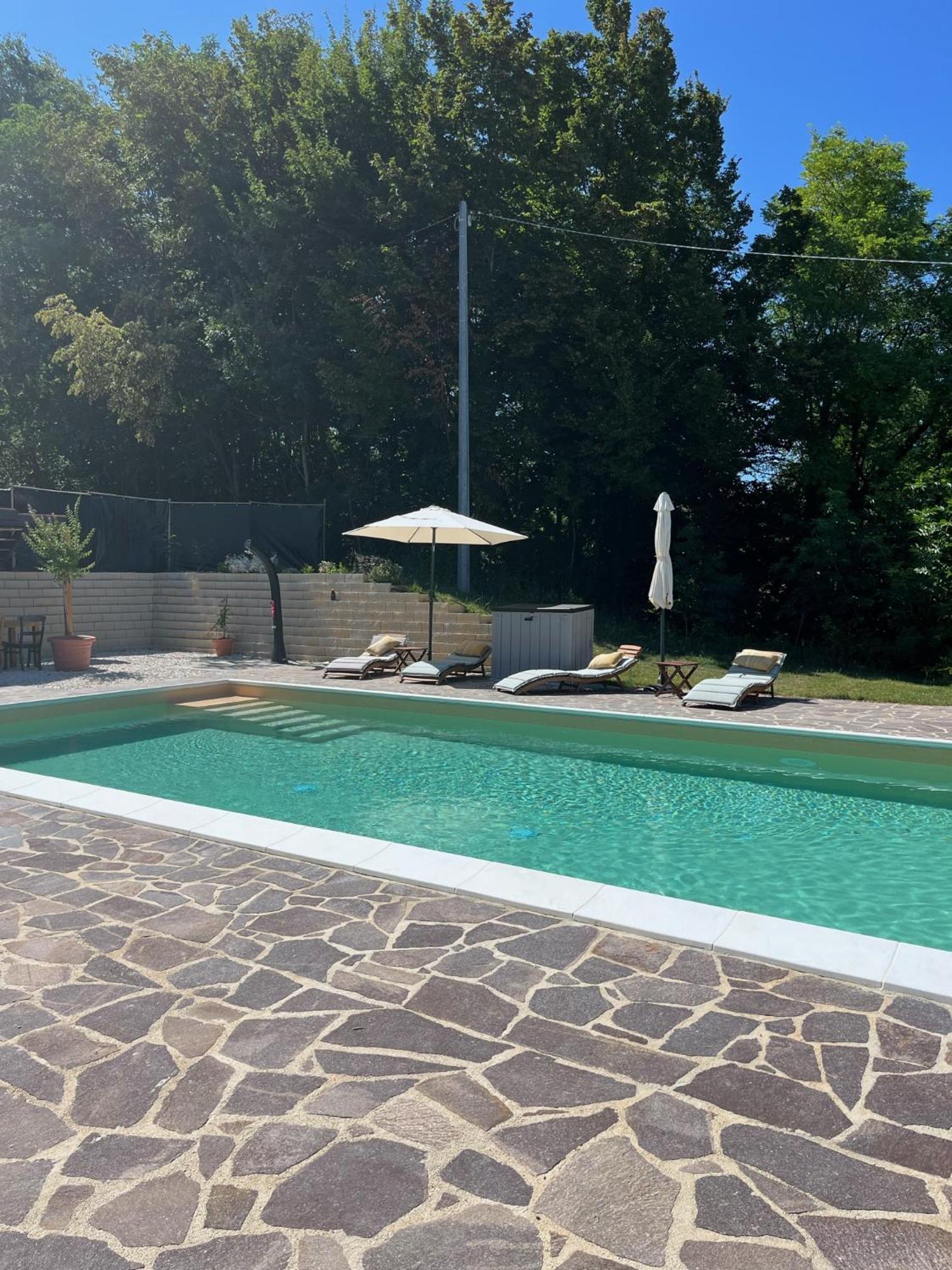 Gualdo di Macerata Casa Al Fondo Bed & Breakfast エクステリア 写真